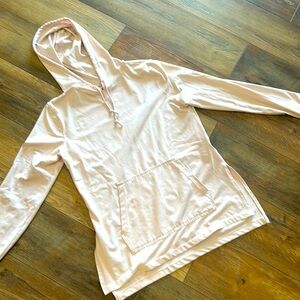 Nike Women’s Lg Dri-fit hoodie light pink